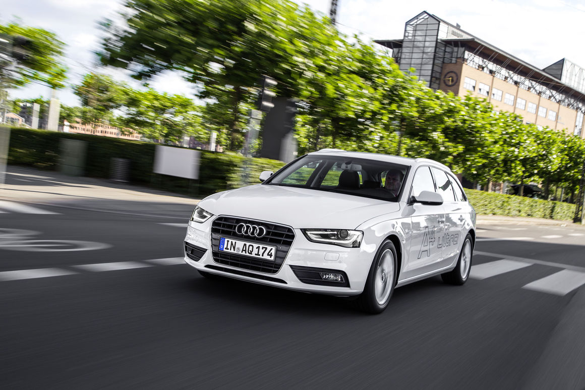 Audi A4 Avant 2.0 TDI ultra (2014) | Audi MediaCenter